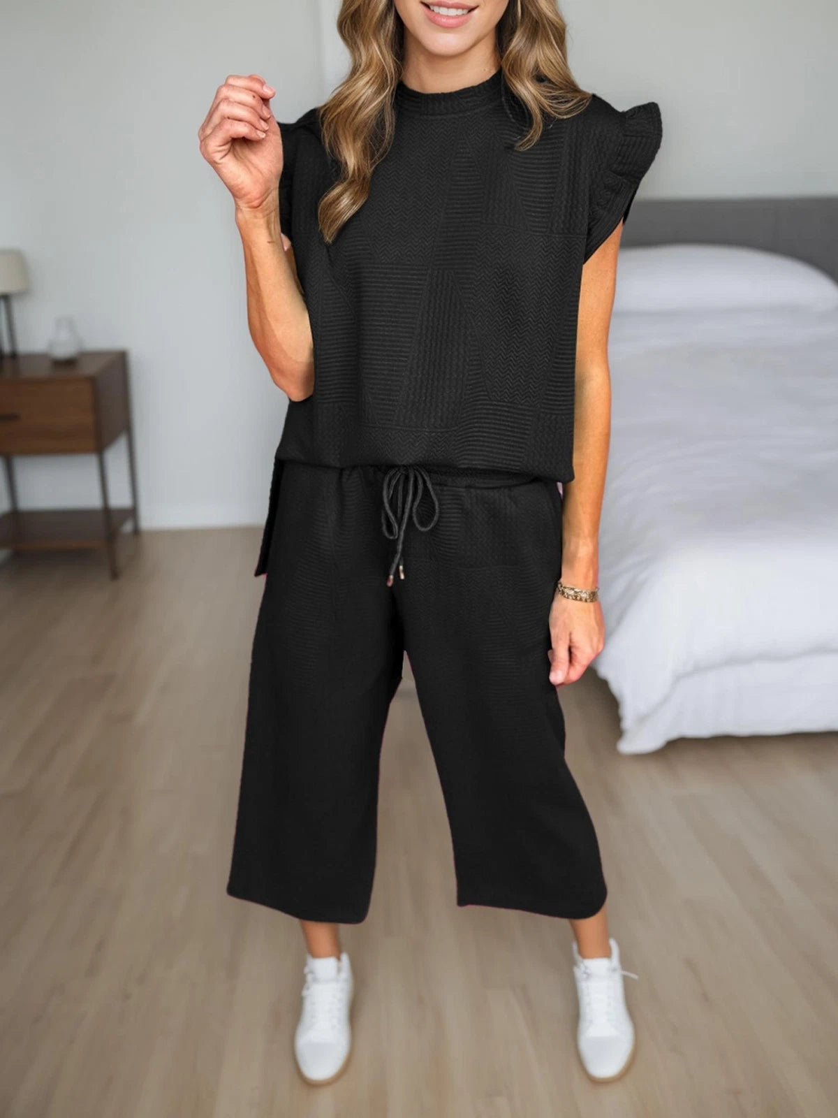 Women Ruffle Sleeve Top and Loose Cropped Pants Set